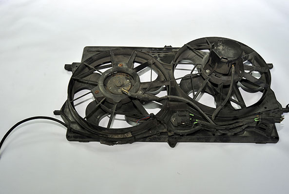 Ford Çıkma Yedek Focus 1 Dizel Fan – Orijinal Güçlü ve Güvenilir Soğutma Performansı